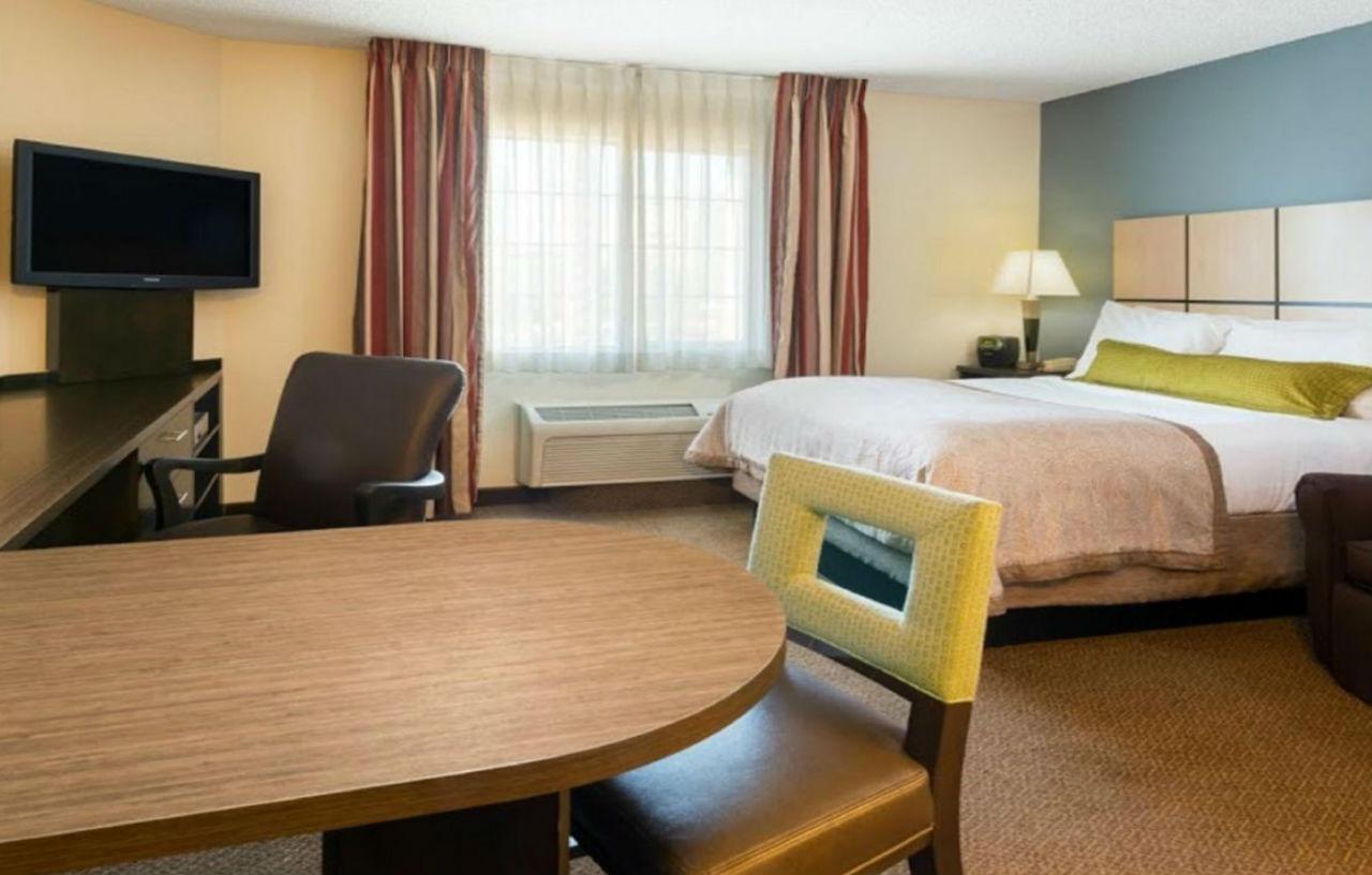 Sonesta Simply Suites Chicago ليبرتفيل المظهر الخارجي الصورة