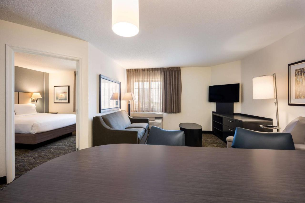 Sonesta Simply Suites Chicago ليبرتفيل المظهر الخارجي الصورة